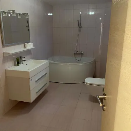 Villa Nur *